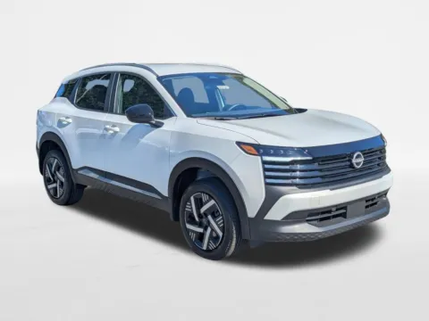 Photos of 2026 Nissan Kicks SV for sale in Kennesaw, GA at Town Center Nissan