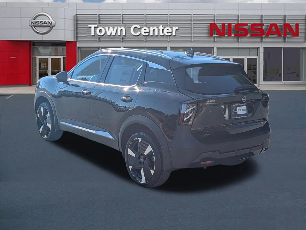 2026 Nissan KICKS SR - Photo 6