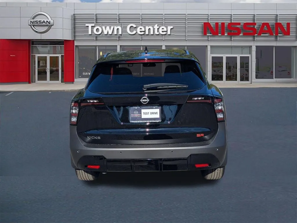 2026 Nissan KICKS SR - Photo 7