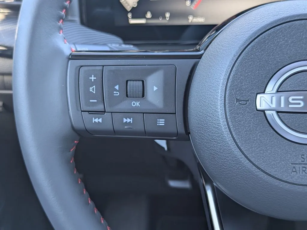 2026 Nissan KICKS SR - Photo 17