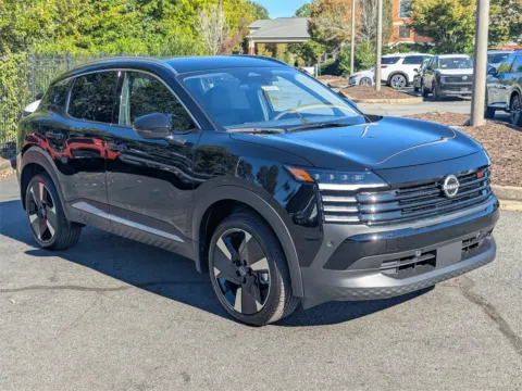 Photos of 2026 Nissan Kicks SR for sale in Kennesaw, GA at Town Center Nissan