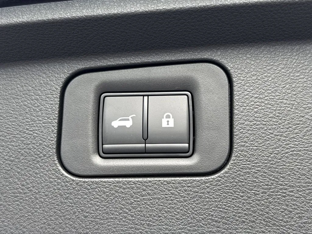 2026 Nissan Armada PRO-4X - Photo 16