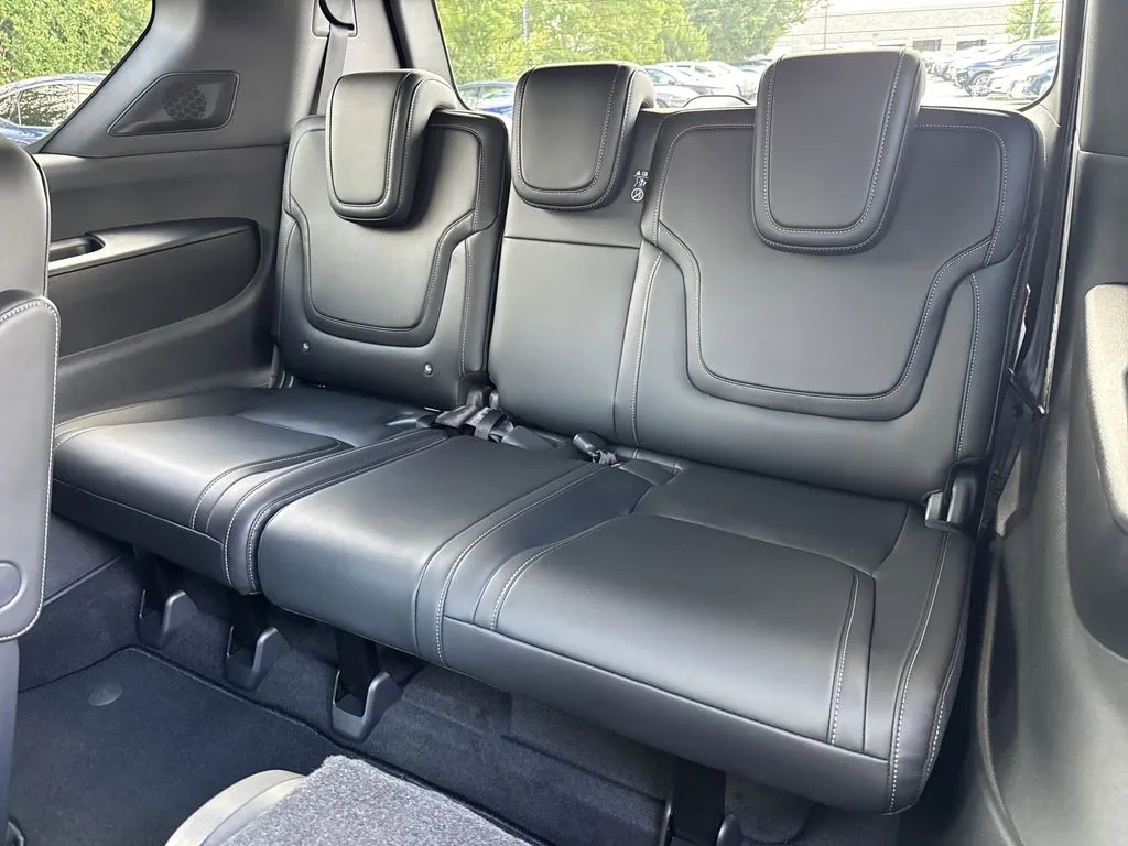2026 Nissan Armada PRO-4X - Photo 14