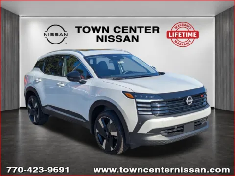 Photos of 2026 Nissan Kicks SR for sale in Kennesaw, GA at Town Center Nissan