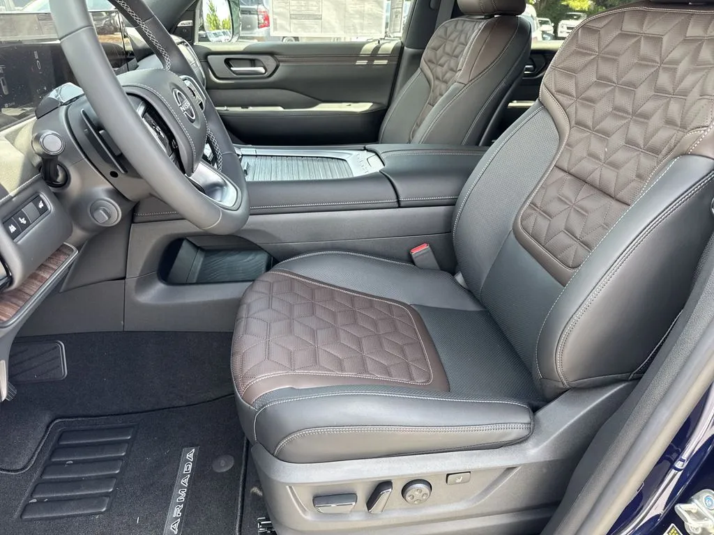 2025 Nissan Armada Platinum Reserve - Photo 10