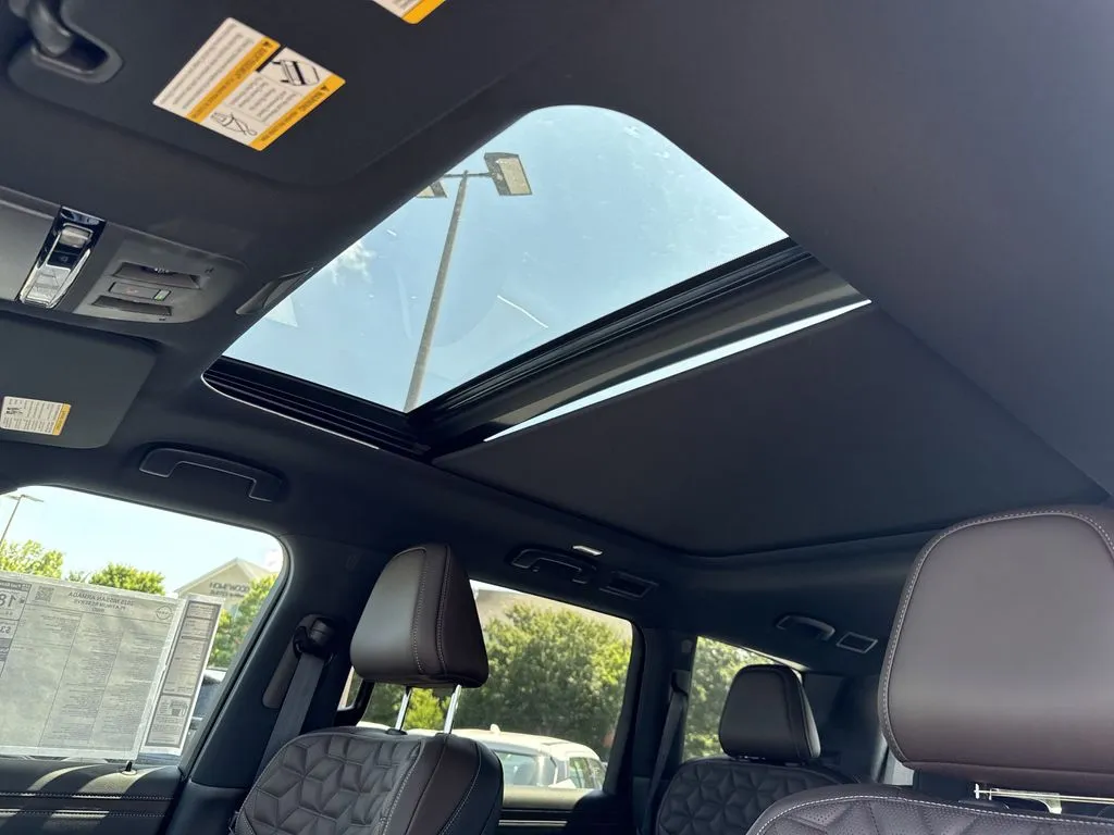 2025 Nissan Armada Platinum Reserve - Photo 25
