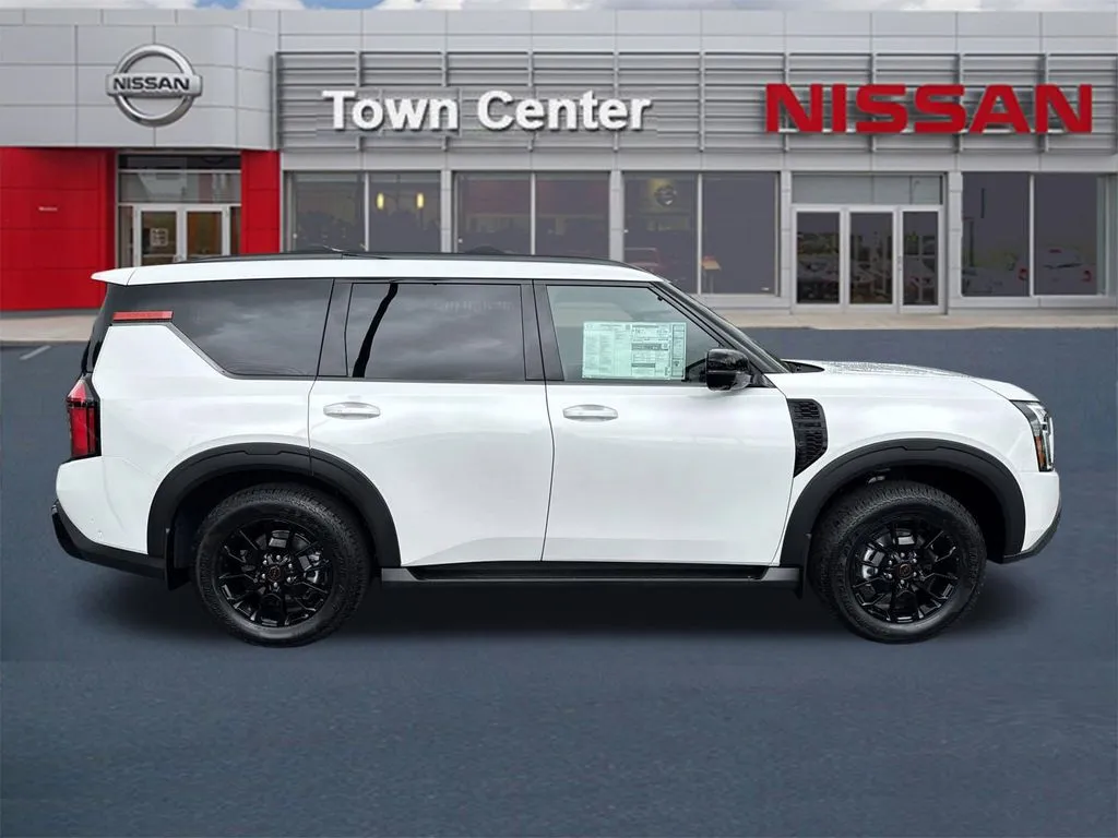 2025 Nissan Armada PRO-4X - Photo 9