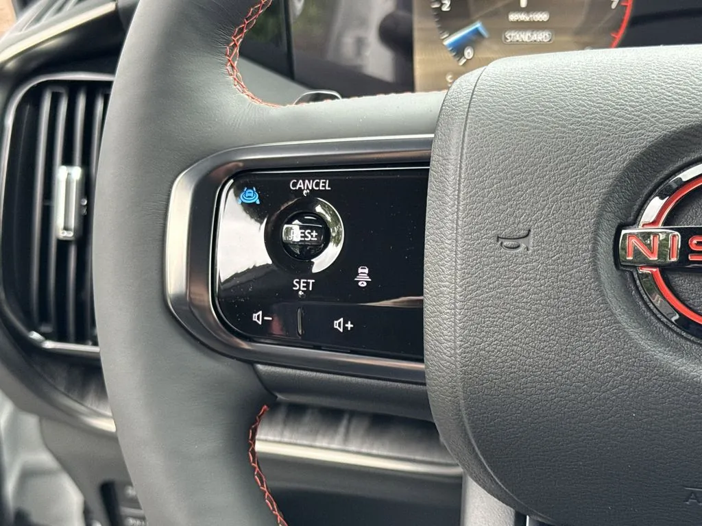 2025 Nissan Armada PRO-4X - Photo 20
