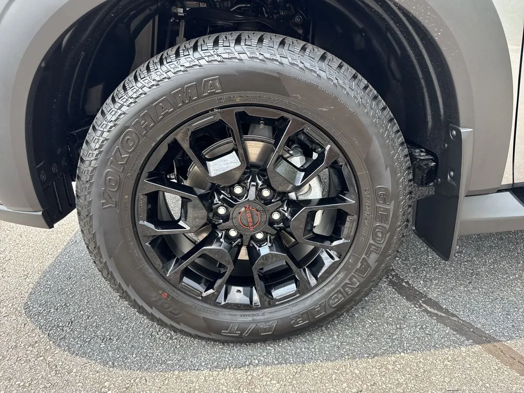 2025 Nissan Armada PRO-4X - Photo 12