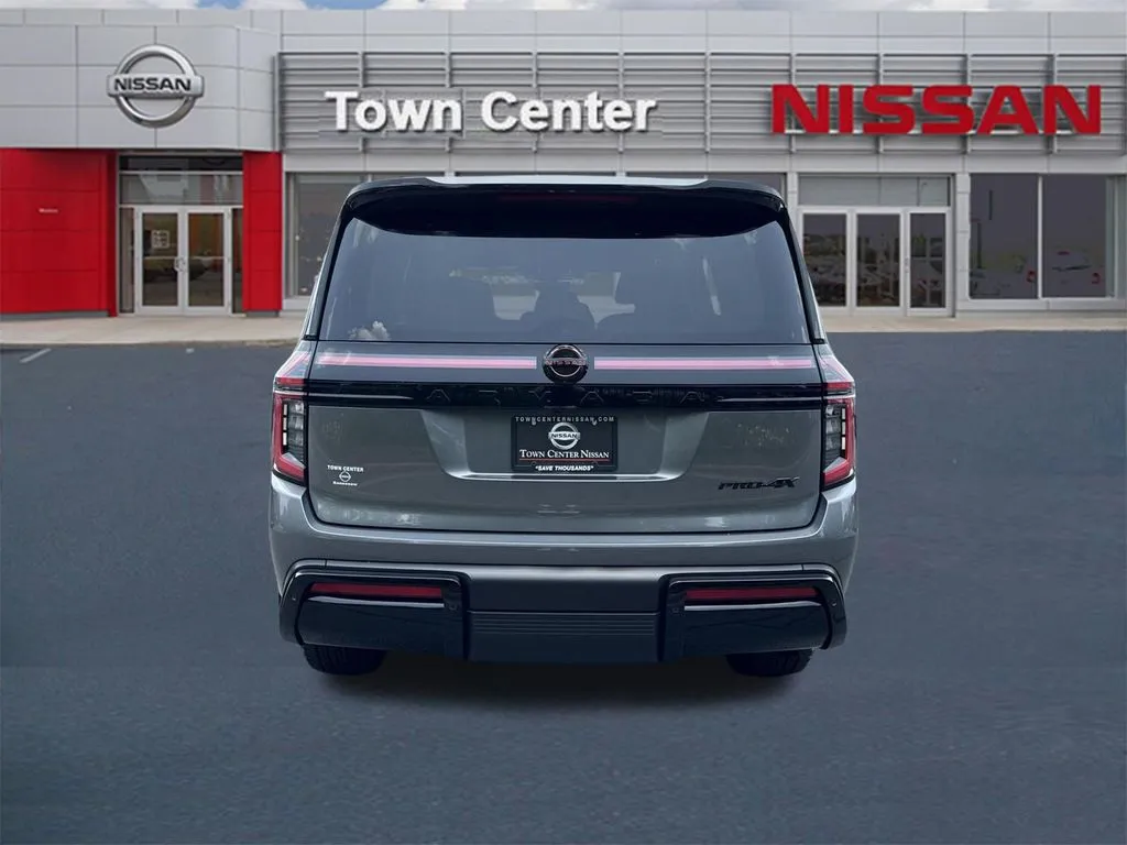 2025 Nissan Armada PRO-4X - Photo 7