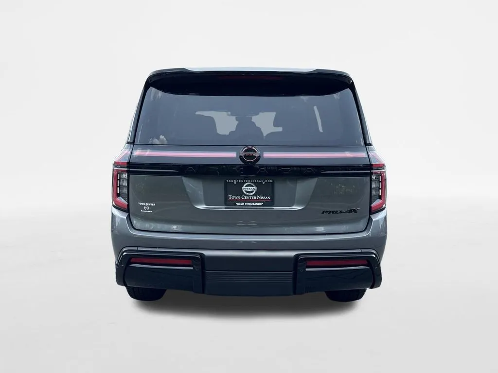 2025 Nissan Armada PRO-4X - Photo 7