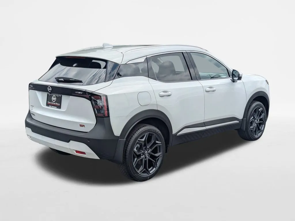 2025 Nissan Kicks SR - Photo 8