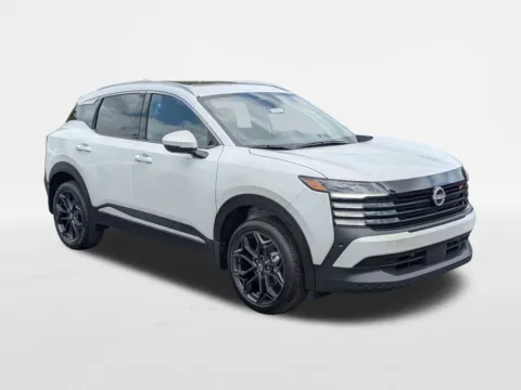 Photos of 2025 Nissan Kicks SR for sale in Kennesaw, GA at Town Center Nissan