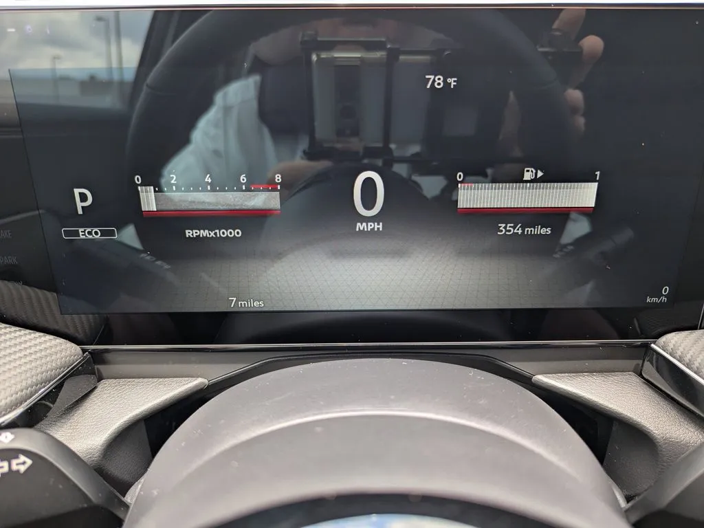 2025 Nissan Kicks SR - Photo 19