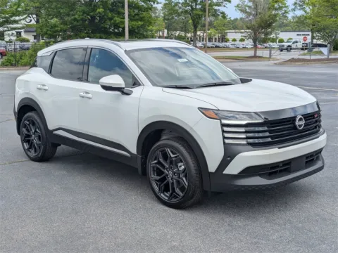 Photos of 2025 Nissan Kicks SR for sale in Kennesaw, GA at Town Center Nissan