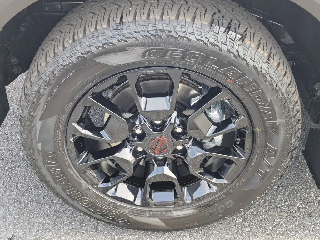 2025 Nissan Armada PRO-4X - Photo 12