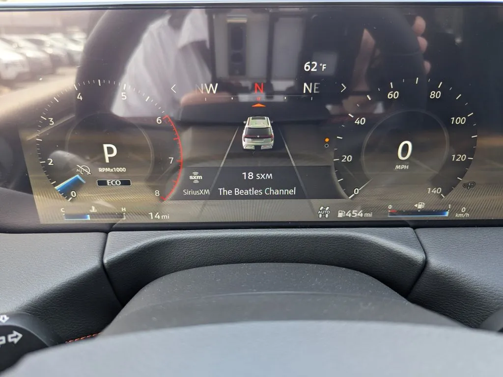 2025 Nissan Armada PRO-4X - Photo 20