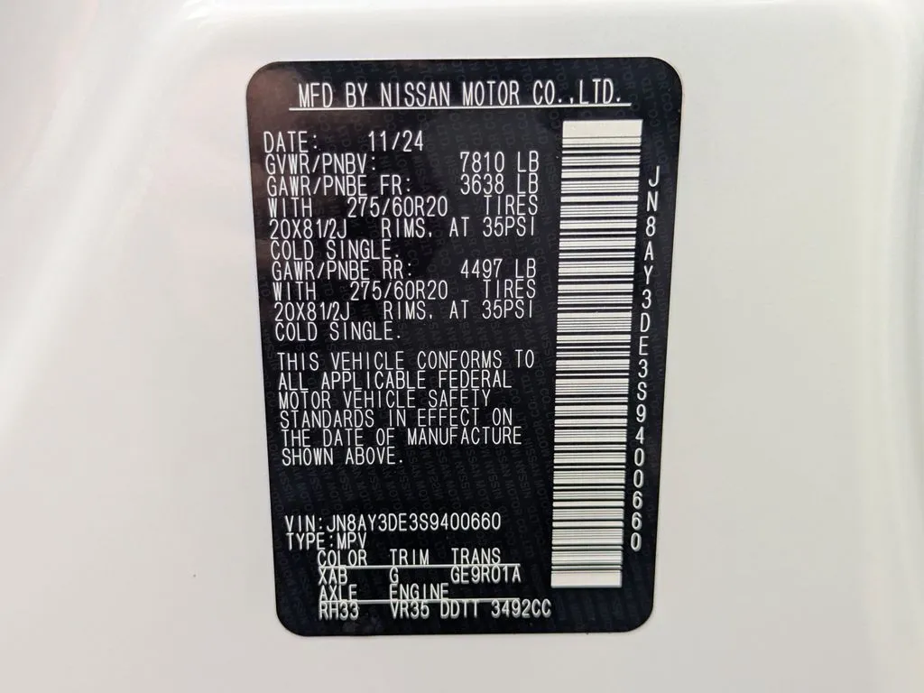 2025 Nissan Armada PRO-4X - Photo 25