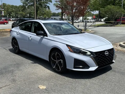 Photos of 2025 Nissan Altima 2.5 SR for sale in Kennesaw, GA at Town Center Nissan