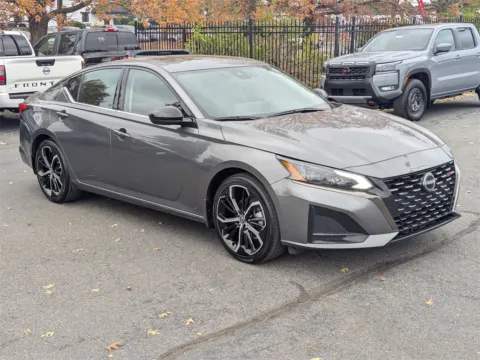 Photos of 2024 Nissan Altima 2.5 SR for sale in Kennesaw, GA at Town Center Nissan