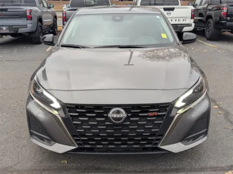Another view of 2024 Nissan Altima 2.5 SR for sale in Kennesaw, GA at Town Center Nissan