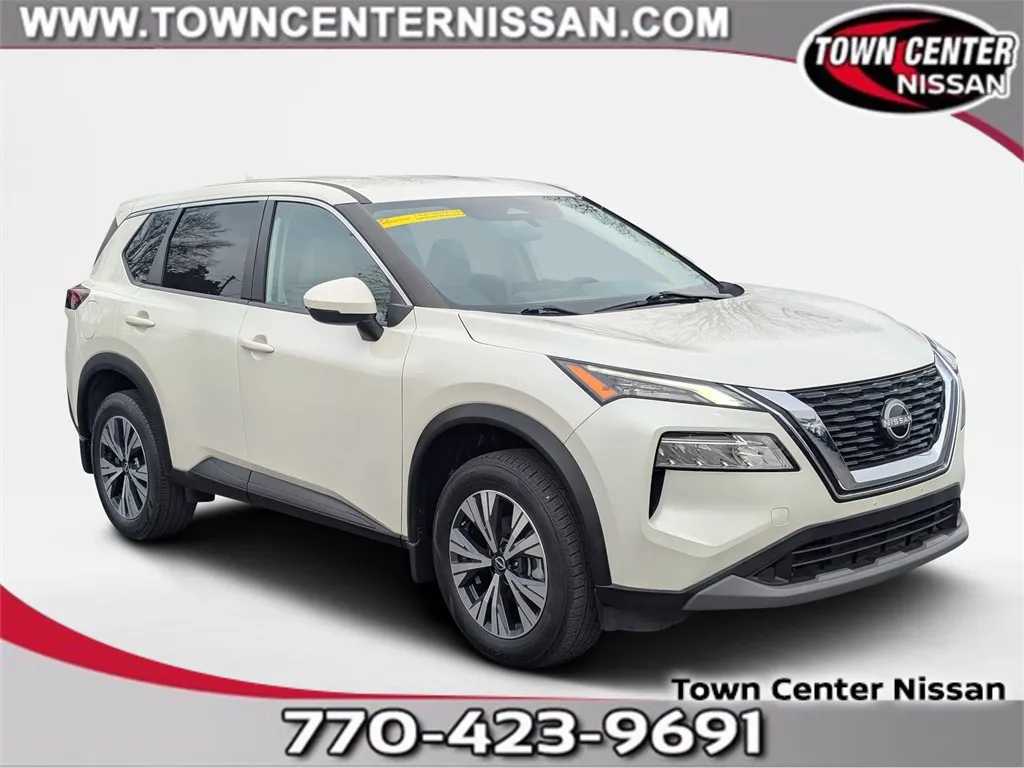 White 2022 Nissan Rogue SV for sale in Kennesaw, GA