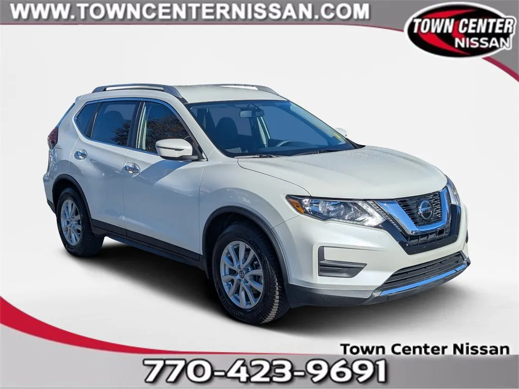 White 2018 Nissan Rogue SV for sale in Kennesaw, GA