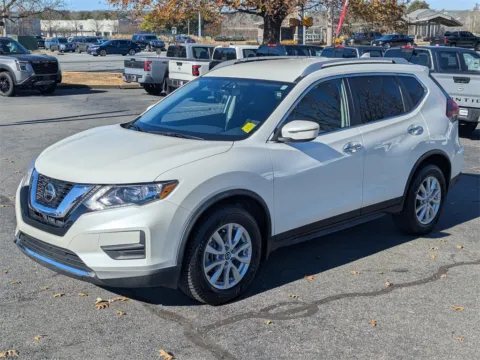 More photos of 2018 Nissan Rogue SV at Town Center Nissan, GA