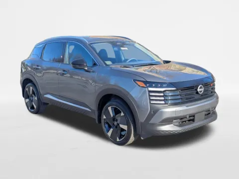 Photos of 2026 Nissan Kicks SR for sale in Kennesaw, GA at Town Center Nissan