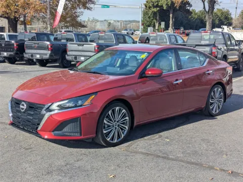 More photos of 2025 Nissan Altima 2.5 SL at Town Center Nissan, GA