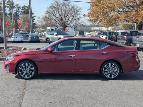 More photos of 2025 Nissan Altima 2.5 SL at Town Center Nissan, GA