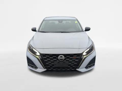 Another view of 2023 Nissan Altima 2.5 SR for sale in Kennesaw, GA at Town Center Nissan