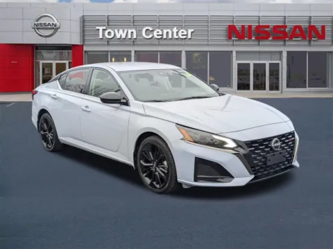 Photos of 2023 Nissan Altima 2.5 SR for sale in Kennesaw, GA at Town Center Nissan