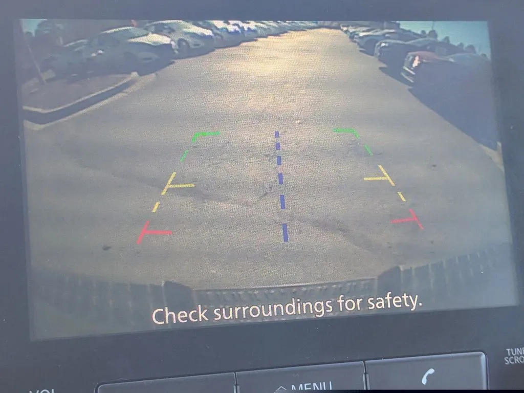 2023 Nissan Titan SV - Photo 21