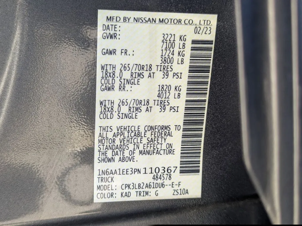 2023 Nissan Titan SV - Photo 23