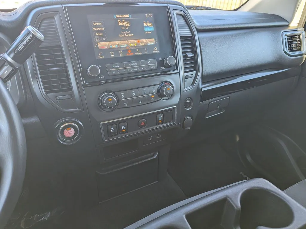 2023 Nissan Titan SV - Photo 20