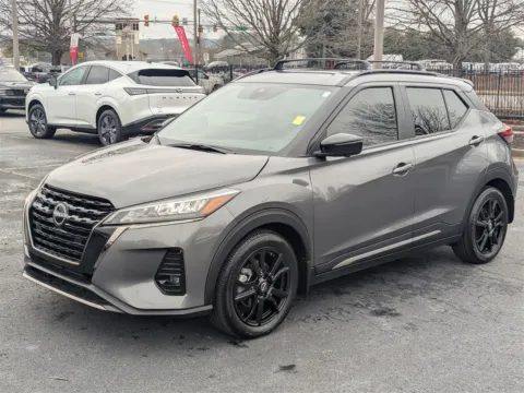 More photos of 2022 Nissan Kicks SR at Town Center Nissan, GA