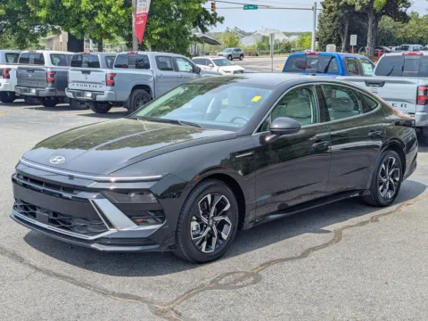 Another view of 2025 Hyundai Sonata SEL for sale in Kennesaw, GA at Town Center Nissan