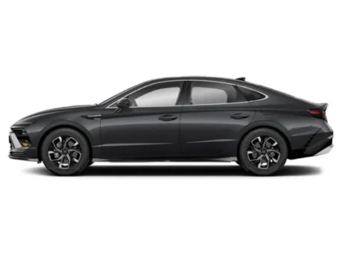 Photos of 2025 Hyundai Sonata SEL for sale in Kennesaw, GA at Town Center Nissan