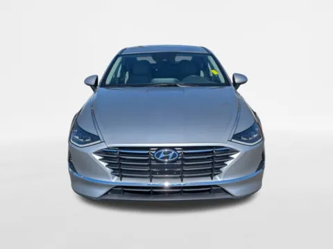 Another view of 2022 Hyundai Sonata SE for sale in Kennesaw, GA at Town Center Nissan