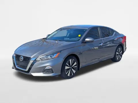 More photos of 2021 Nissan Altima 2.5 SV at Town Center Nissan, GA