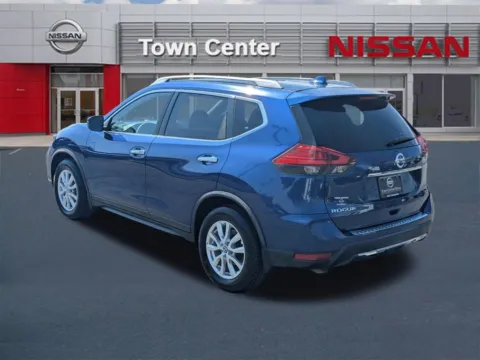 More photos of 2017 Nissan Rogue SV at Town Center Nissan, GA