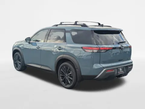 More photos of 2026 Nissan Pathfinder SL at Town Center Nissan, GA