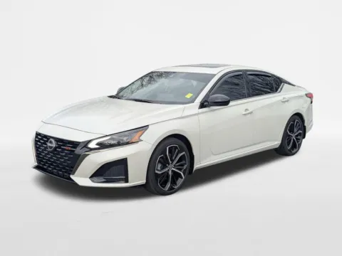 Another view of 2024 Nissan Altima 2.5 SR for sale in Kennesaw, GA at Town Center Nissan