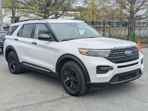Photos of 2020 Ford Explorer XLT for sale in Kennesaw, GA at Town Center Nissan