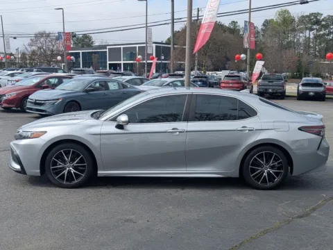 More photos of 2023 Toyota Camry SE at Town Center Nissan, GA