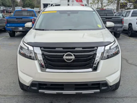 Photos of 2024 Nissan Pathfinder SL for sale in Kennesaw, GA at Town Center Nissan
