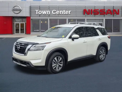 More photos of 2024 Nissan Pathfinder SL at Town Center Nissan, GA