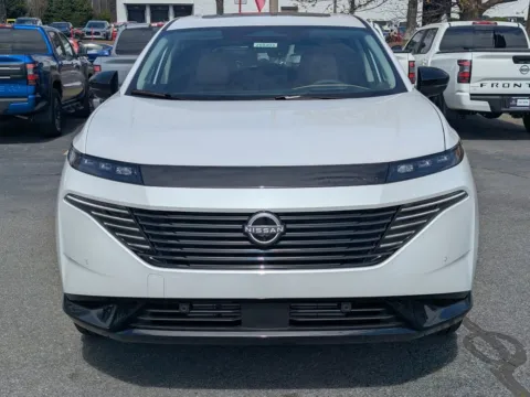 Photos of 2026 Nissan Murano Platinum for sale in Kennesaw, GA at Town Center Nissan