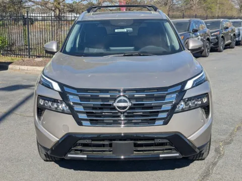 Photos of 2026 Nissan Rogue Platinum for sale in Kennesaw, GA at Town Center Nissan